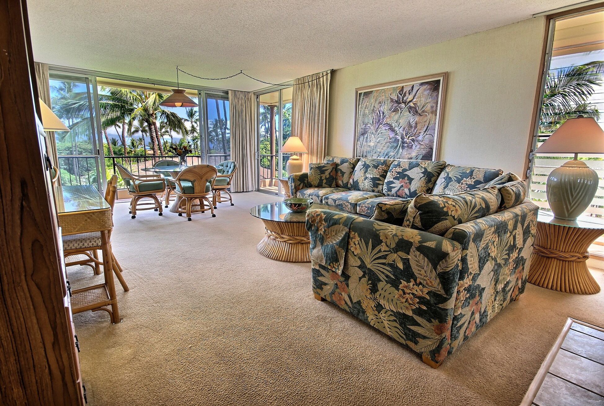 SPACIOUS 1 BR, 1 BA CONDO ON MAUI's BEST BEACH. Unit #412