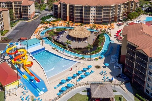 STUNNING 2 BEDROOM AT LAKES RESORT NEAR DISNEY UNIVERSAL SEA WORLD