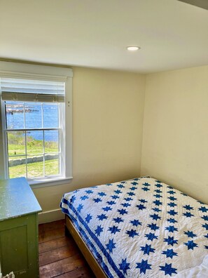 5 chambres, lit parapluie, Wi-Fi gratuit, draps fournis