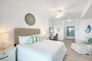 4 Schlafzimmer, Schreibtisch, Bügeleisen/Bügelbrett, Reisekinderbett