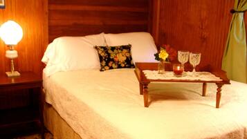 3 間睡房、書桌、熨斗/熨衫板、床單