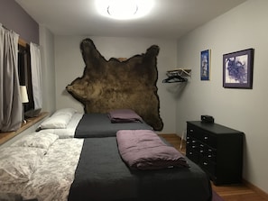 1 bedroom, iron/ironing board, WiFi, bed sheets - LOVELY SECLUDED STUDIO - Two miles from Soldotna! (Soldotna)