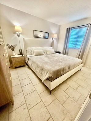 1 chambre, fer et planche Ă repasser, Wi-Fi gratuit, draps fournis