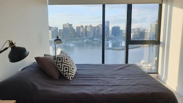 1 habitación, decoración personalizada y muebles diferentes