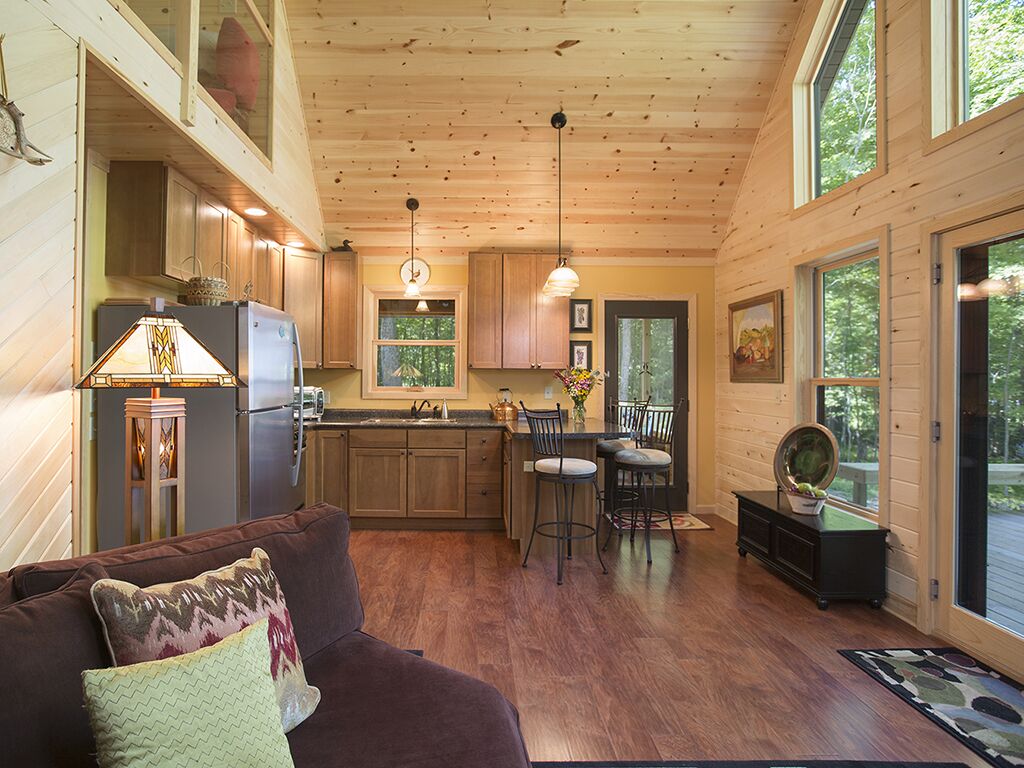 Winter Wonderland in a Classic, Cozy Cabin - Strawberry Lake Cabin