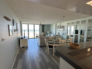 Interior - Sand Dollar II, Ocean Front Flat, 3 BR 2BA, Pool, Wifi, Elevator, Sleeps 6 (St Augustine)