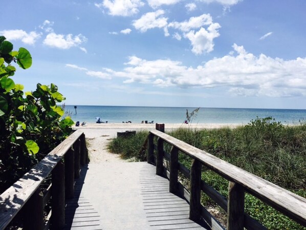 Beach nearby, beach towels
