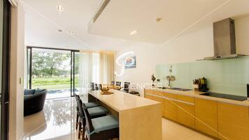 Refrigerador, microondas, parrilla de estufa y lavavajillas