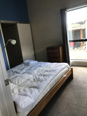 3 Schlafzimmer, Bügeleisen/Bügelbrett, Internetzugang, Bettwäsche