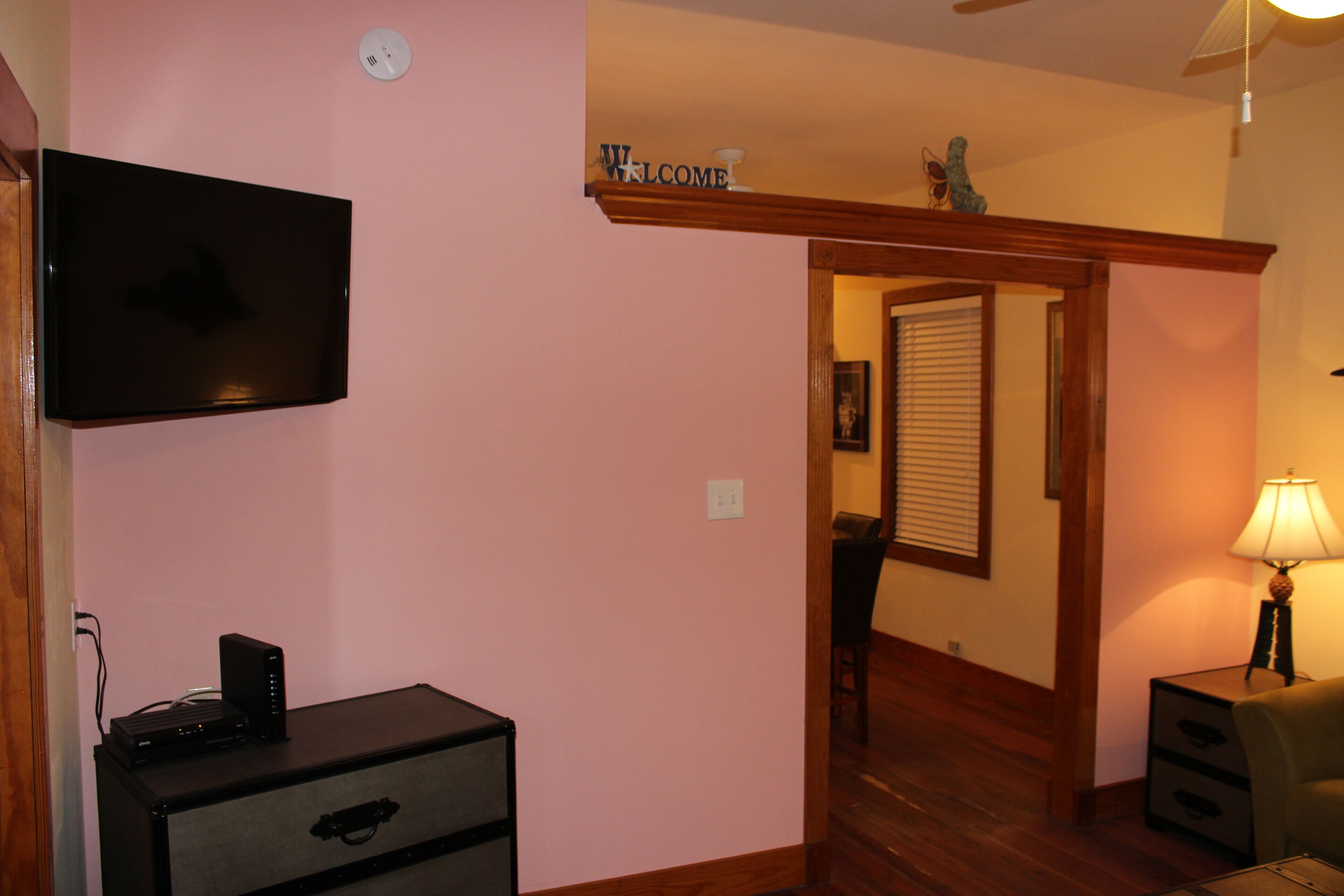 Downtown Weeden Street Cottage