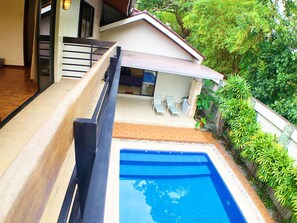 حمّام سباحة خارجي