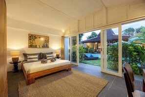 4 Schlafzimmer, Zimmersafe, Schreibtisch, Bügeleisen/Bügelbrett