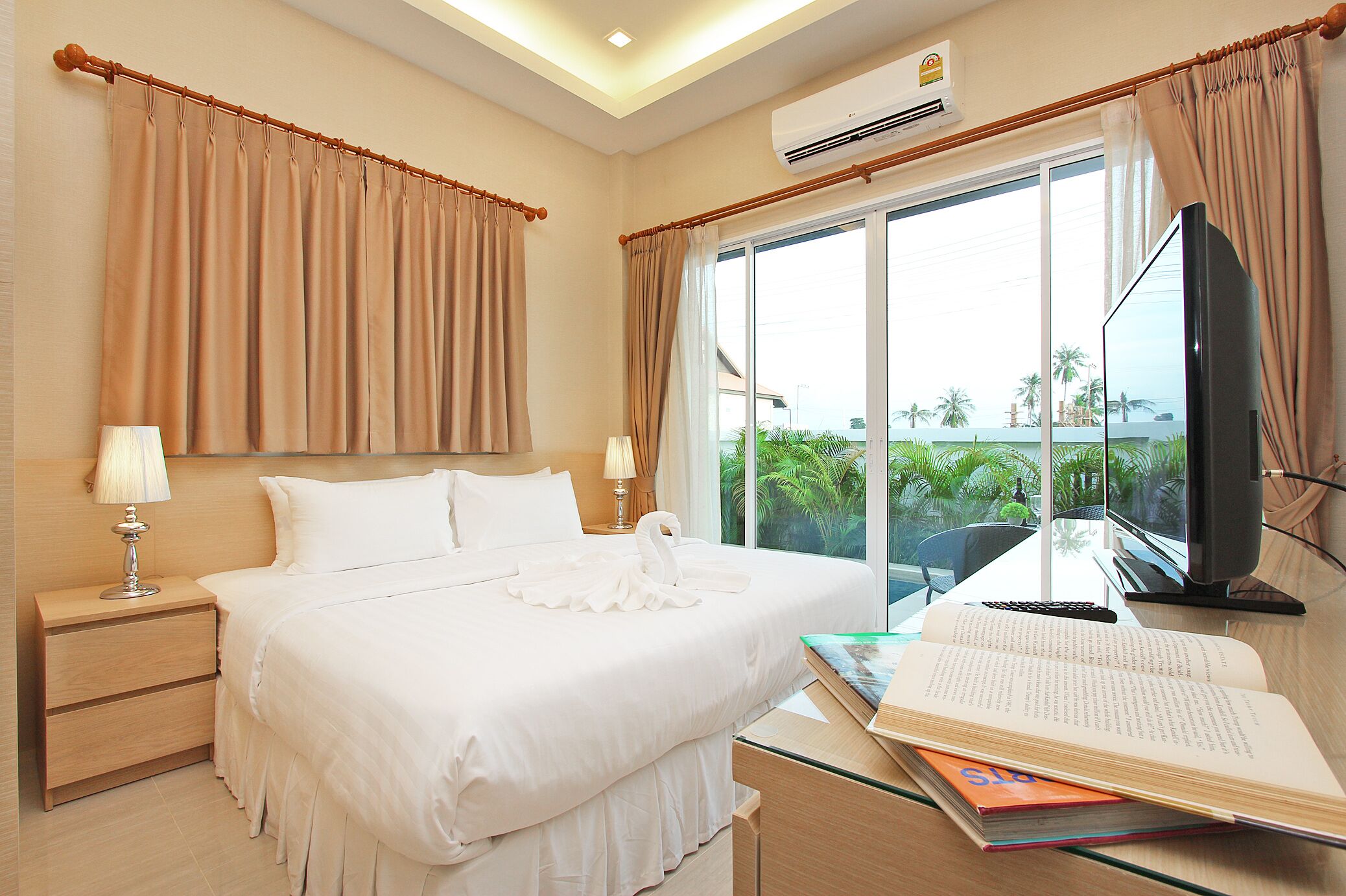 Plunge Pool 2 Bedroom Villa B24