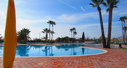 Modern 1 bedroom apartment on the sea front of Cabanas De Tavira