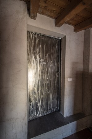 Spa - SPIRIT OF THE MOON   (Brescia)