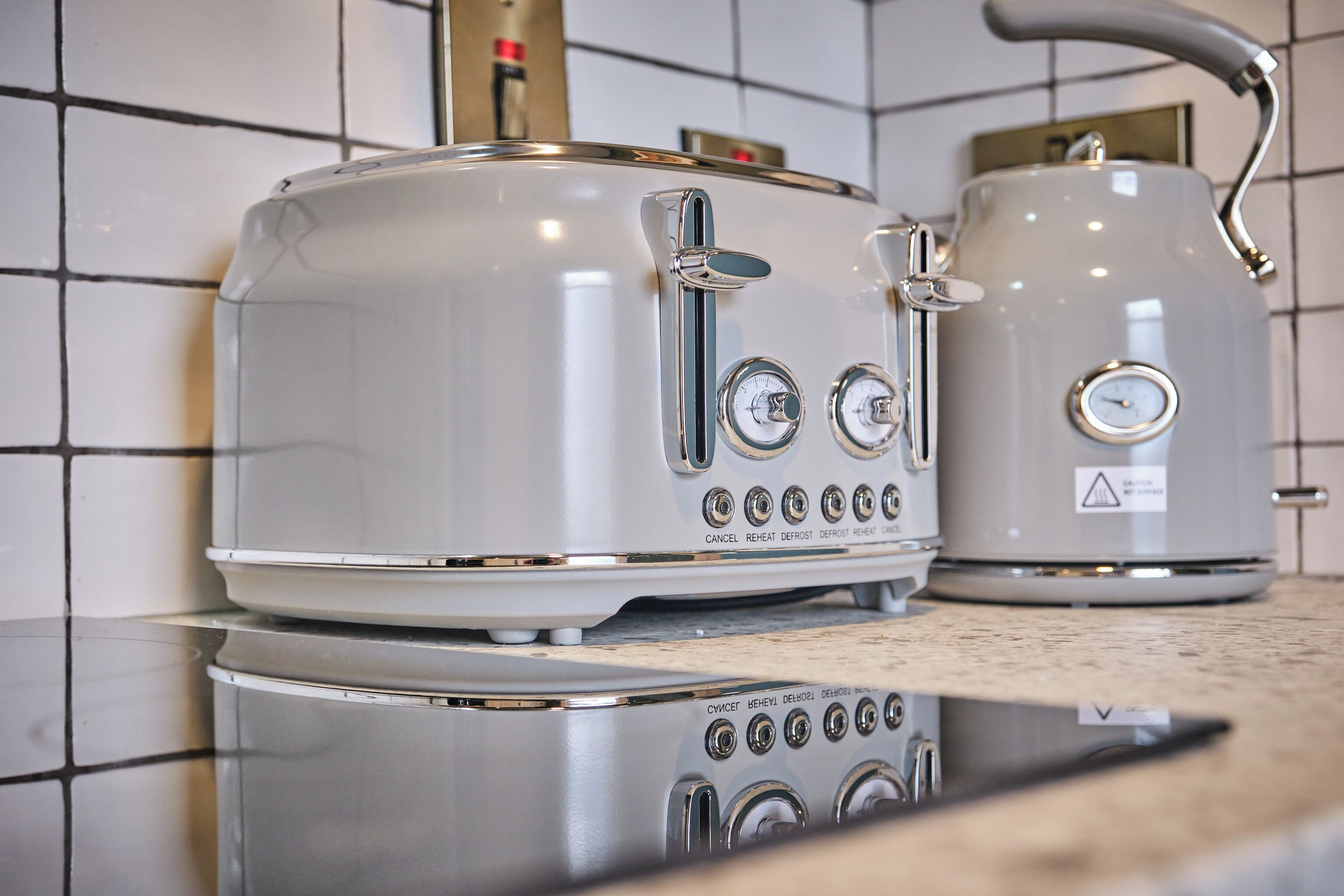 The Snug @ Clarence perfect hideaway in the walled city.