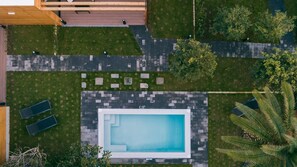 Alberca al aire libre 