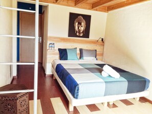 Family Room | Blackout drapes, free cribs/infant beds, free WiFi, bed sheets