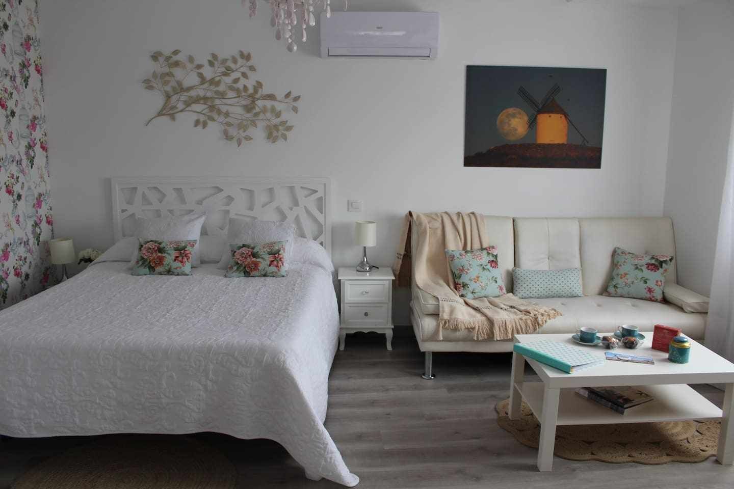 ONCEMOLIN APARTMENTS