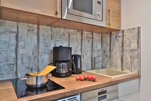Kühlschrank, Mikrowelle, Geschirrspüler
