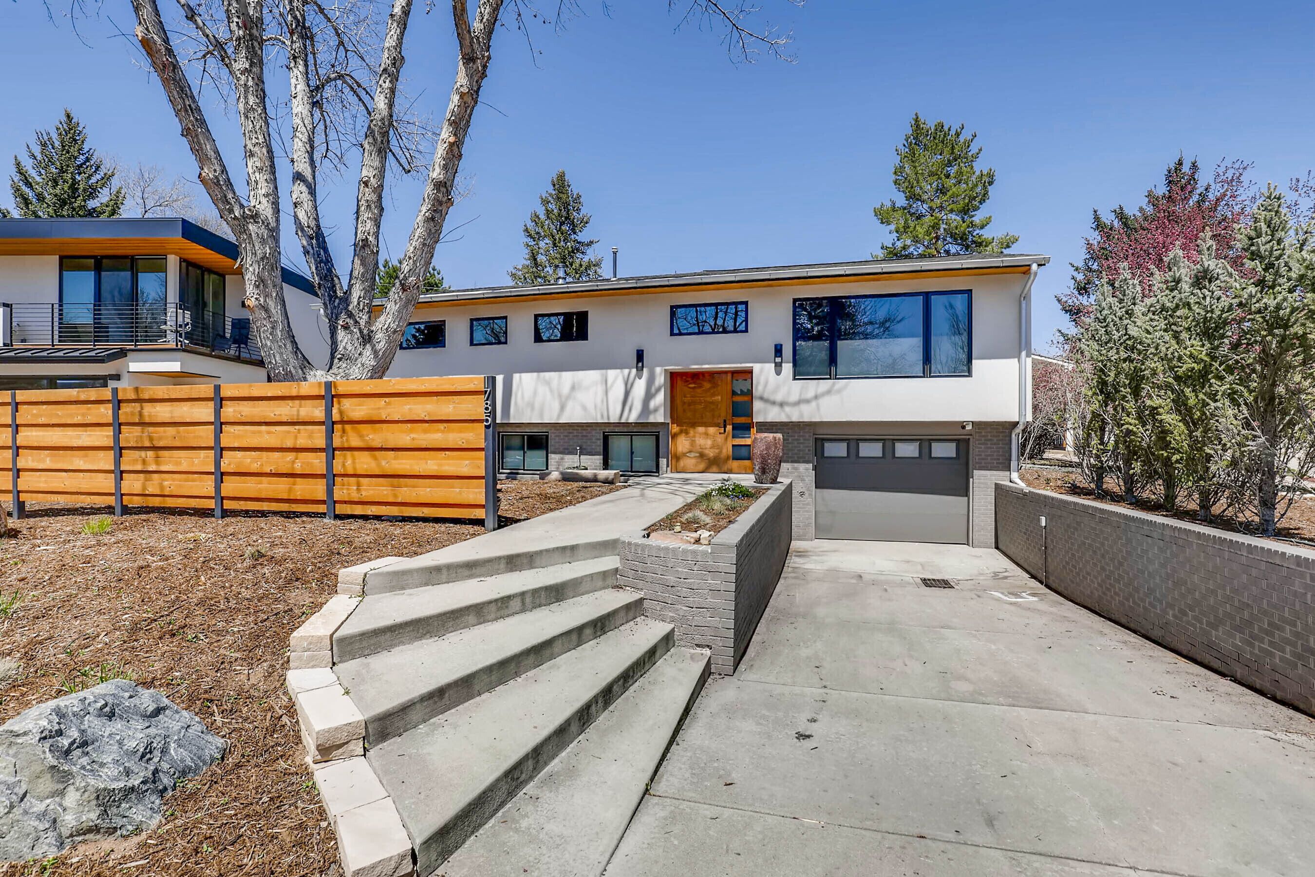 Luxury 3 Bedroom 3 Bath