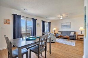 Fernseher, DVD-Player, Stereoanlage