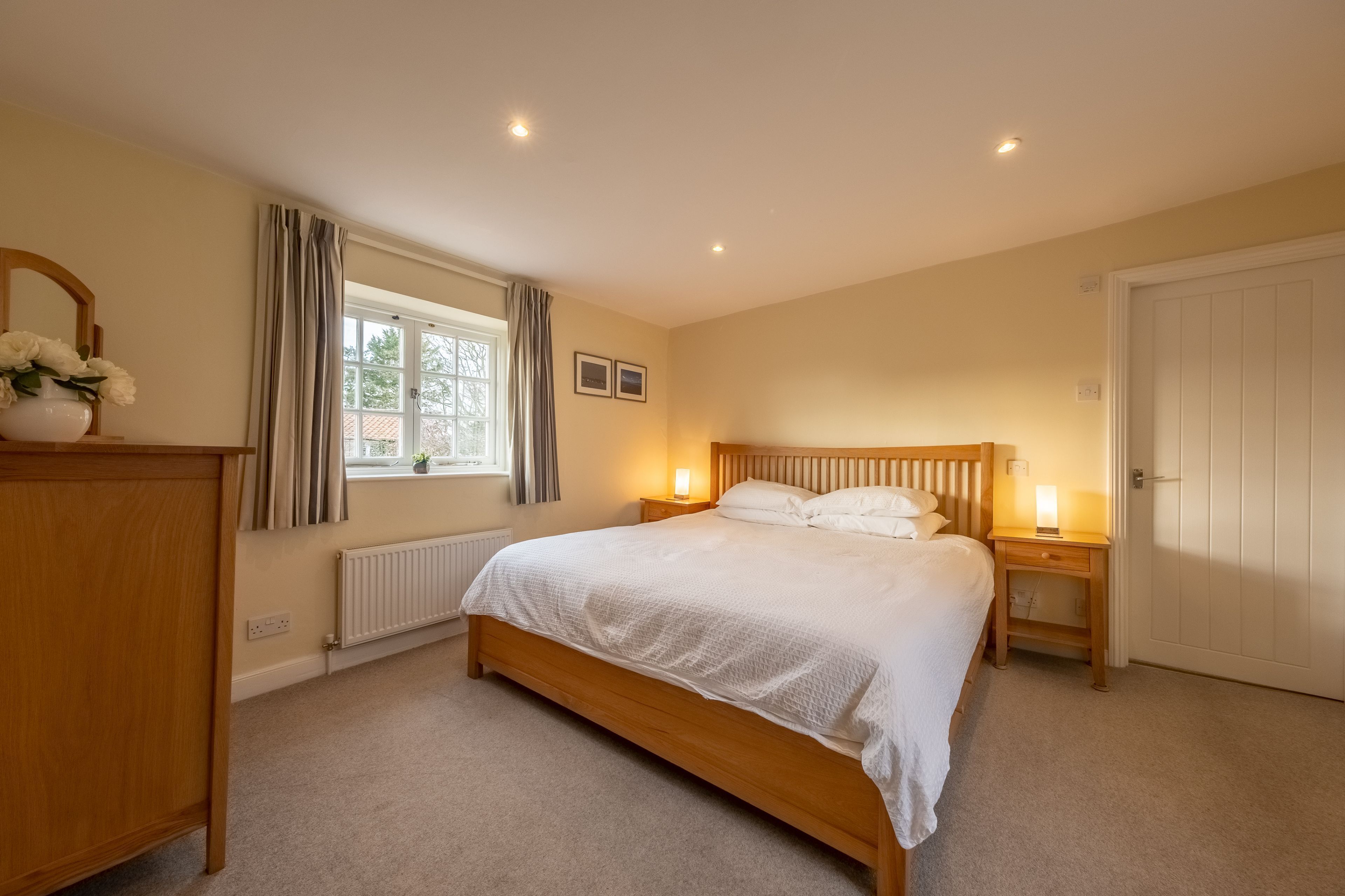 1 bedroom, iron/ironing board, Internet, bed sheets