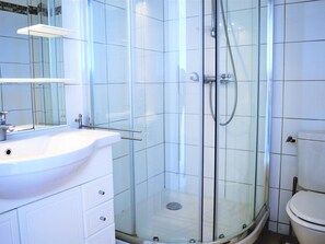 Bathroom - Beachfront studio with terrace and cleaning included (Le Lavandou)