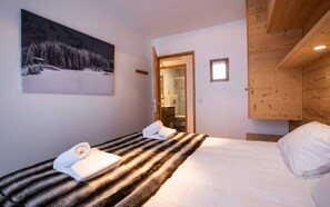 3 bedrooms, Internet - Welcome to Miravidi 4*, located at the foot of the slopes<br>7 nights from Sunday t (MONTVALEZAN)