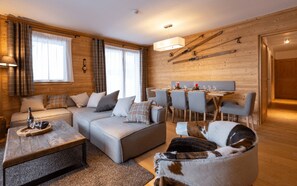 TV - Welcome to Miravidi 4*, located at the foot of the slopes<br>7 nights from Sunday t (MONTVALEZAN)