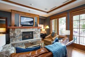 TV, peis og DVD-spiller