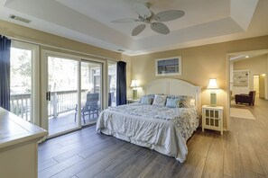 4 habitaciones, tabla de planchar con plancha, internet y ropa de cama 