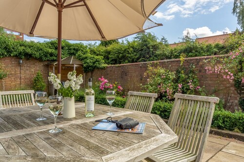 Sea Holly Cottage, Thornham, Norfolk