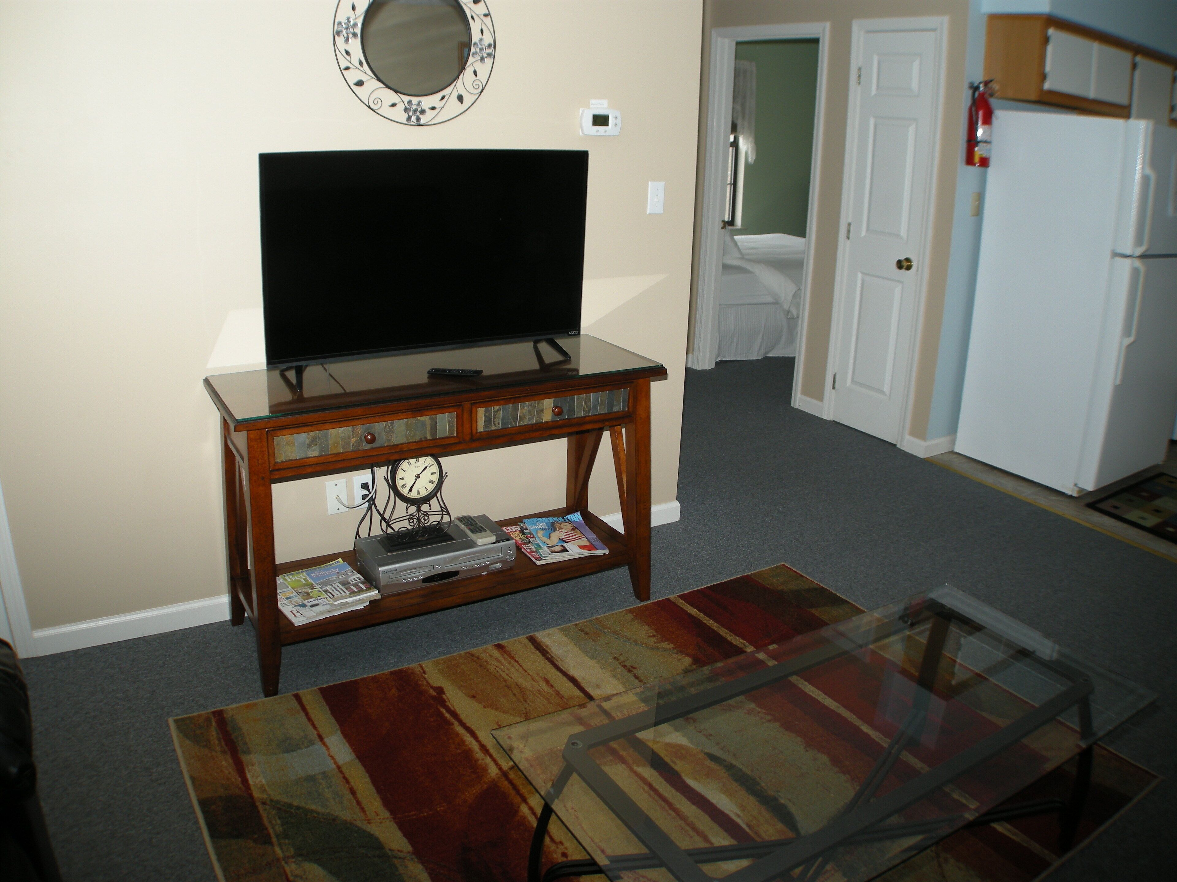 2 bedroom, Pet friendy condo overlooking pool and tennis court.