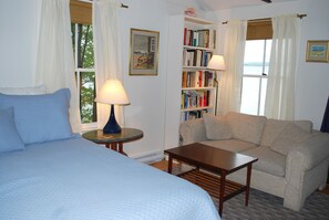 1 bedroom, iron/ironing board, free WiFi