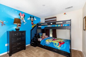 3 camere, ferro/asse da stiro, Wi-Fi gratuito, lenzuola