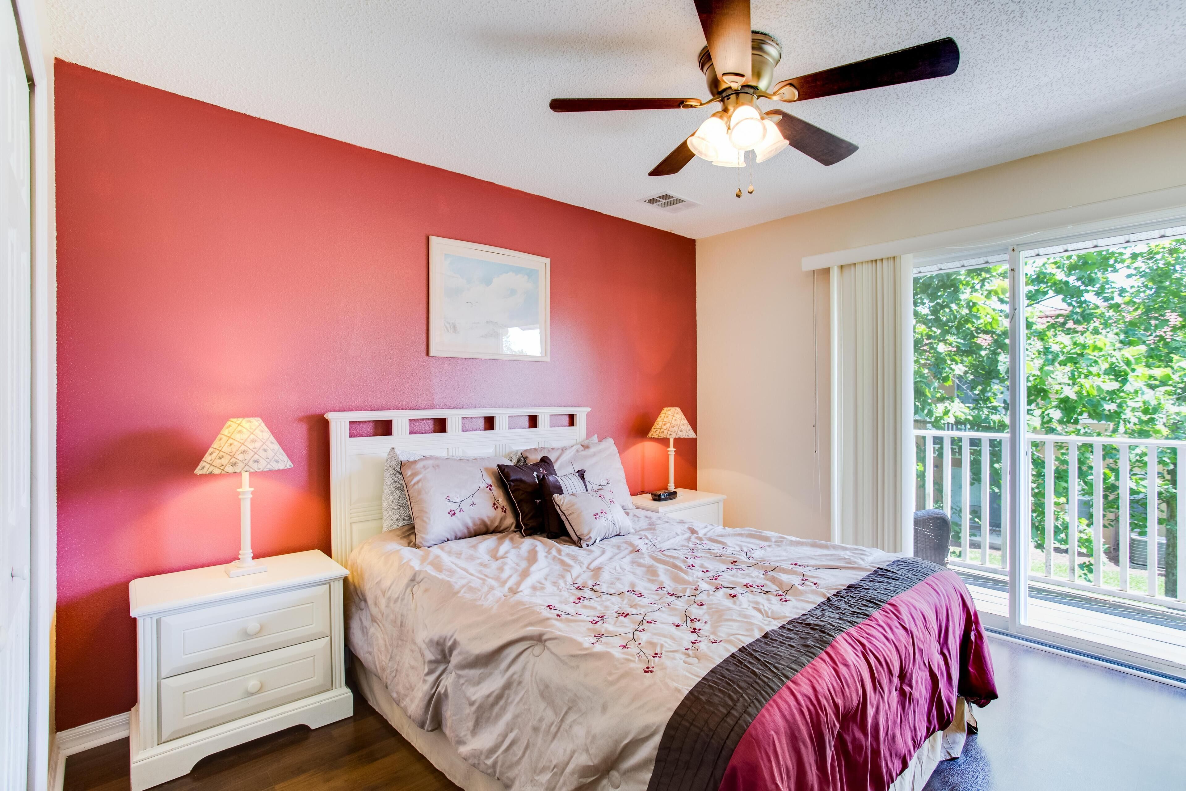 3 chambres, fer et planche à repasser, Wi-Fi gratuit, draps fournis