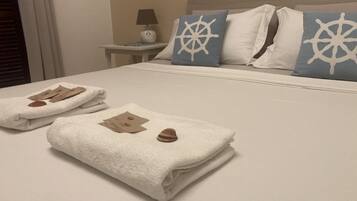 1 chambre, coffres-forts dans les chambres, fer et planche Ă repasser