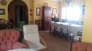 Interior - Villa with private pool at 250 m. from the beach and 15 minutes from the center of Malaga (Malaga)