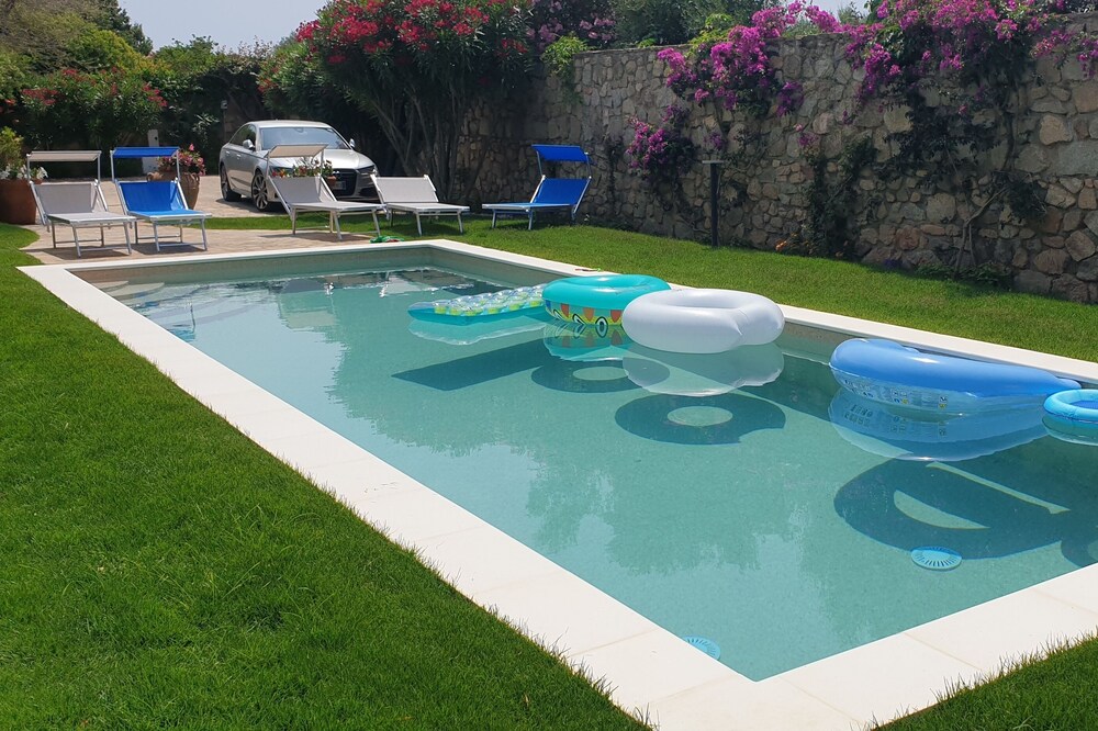 VILLA LU IMPOSTU swimming pool, sea view, 5bathrooms, terrace, garden, solarium