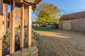 Property grounds - The Manse, South Creake, Norfolk (South Creake)