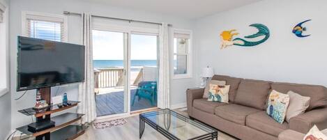 Una Smart TV, un reproductor de DVD