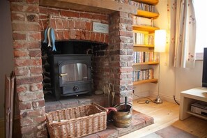 Interior - Daisy Cottage (Northrepps), Northrepps, Norfolk (Northrepps)