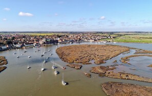 Unclassified image, 5 of 53, button - Grove House, Wells-next-the-Sea, Norfolk (Wells-next-the-Sea)