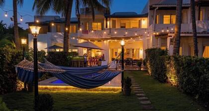 Spectacular Villa : 5BR : Private Beach Access+Pools : Casa Marina Costa del Sol