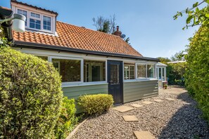 Exterior - The Lifeboat House, Brancaster, Norfolk (King's Lynn)