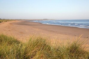 Beach - Marigold Cottage, Docking, Norfolk (King's Lynn)