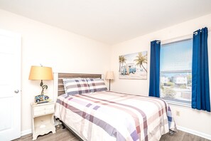 1 bedroom, iron/ironing board, free WiFi - Aruba Sun - 1 BR Surf Condo - Great Views and Community Pool (Surf City)