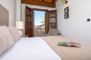 2 slaapkamers, geluiddichte muren, wifi, beddengoed