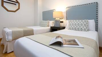 2 bedrooms, soundproofing, WiFi, bed sheets